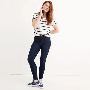 New Madewell Tall 9" Mid-Rise Skinny Jeans in Larkspur Wash Size 24 Tall